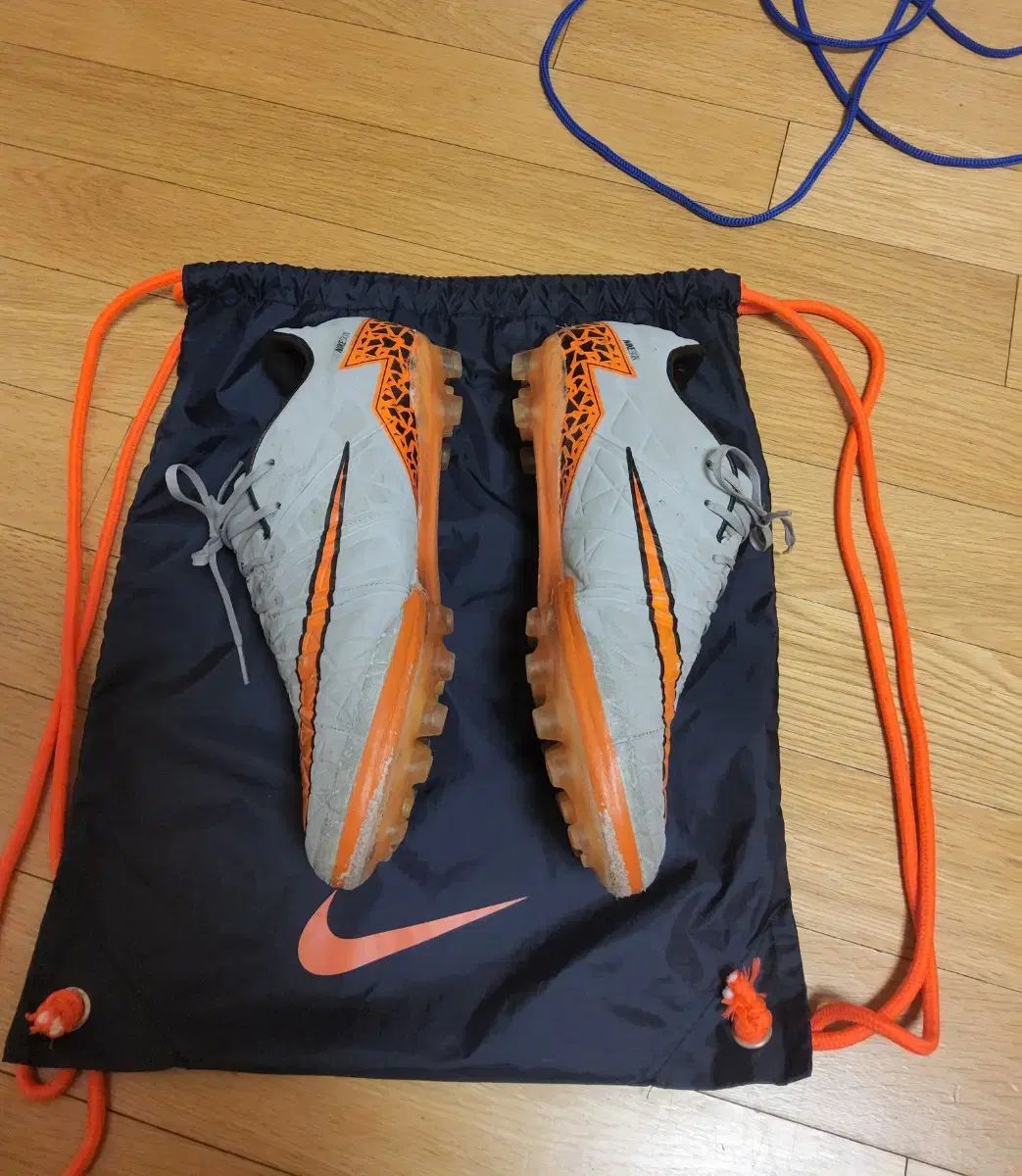 ナイキ ハイパーヴェノム エリート サッカーシューズ ag265