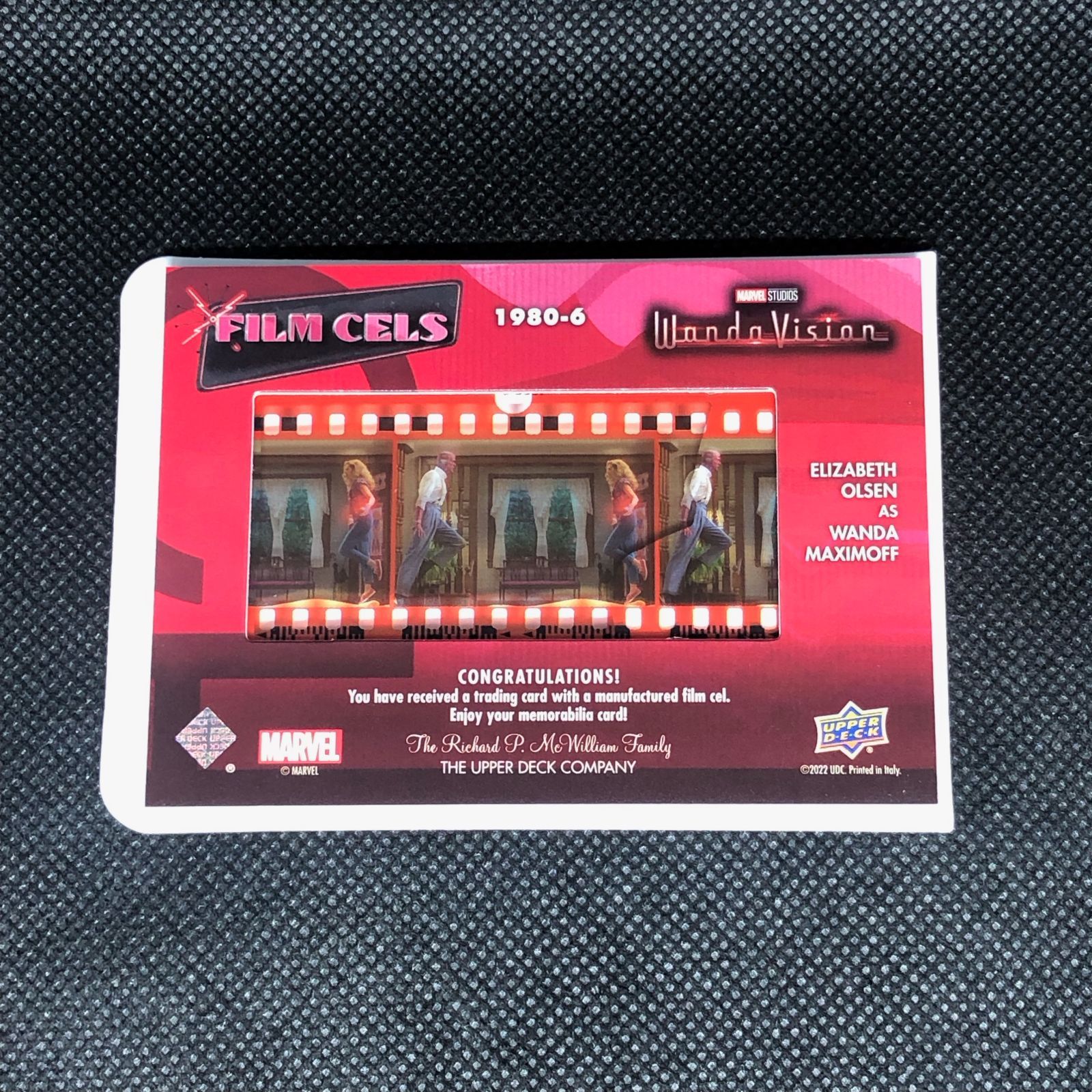 ワンダビジョン エリザベスオルセン UPPERDECK サイン カード 