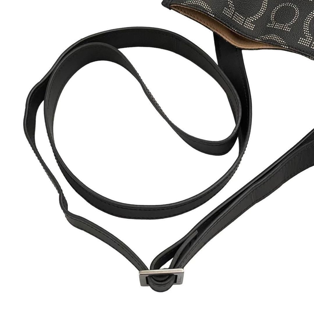 FerragamoフェラガモAU-21 7390 ショルダーバッグ - メルカリ
