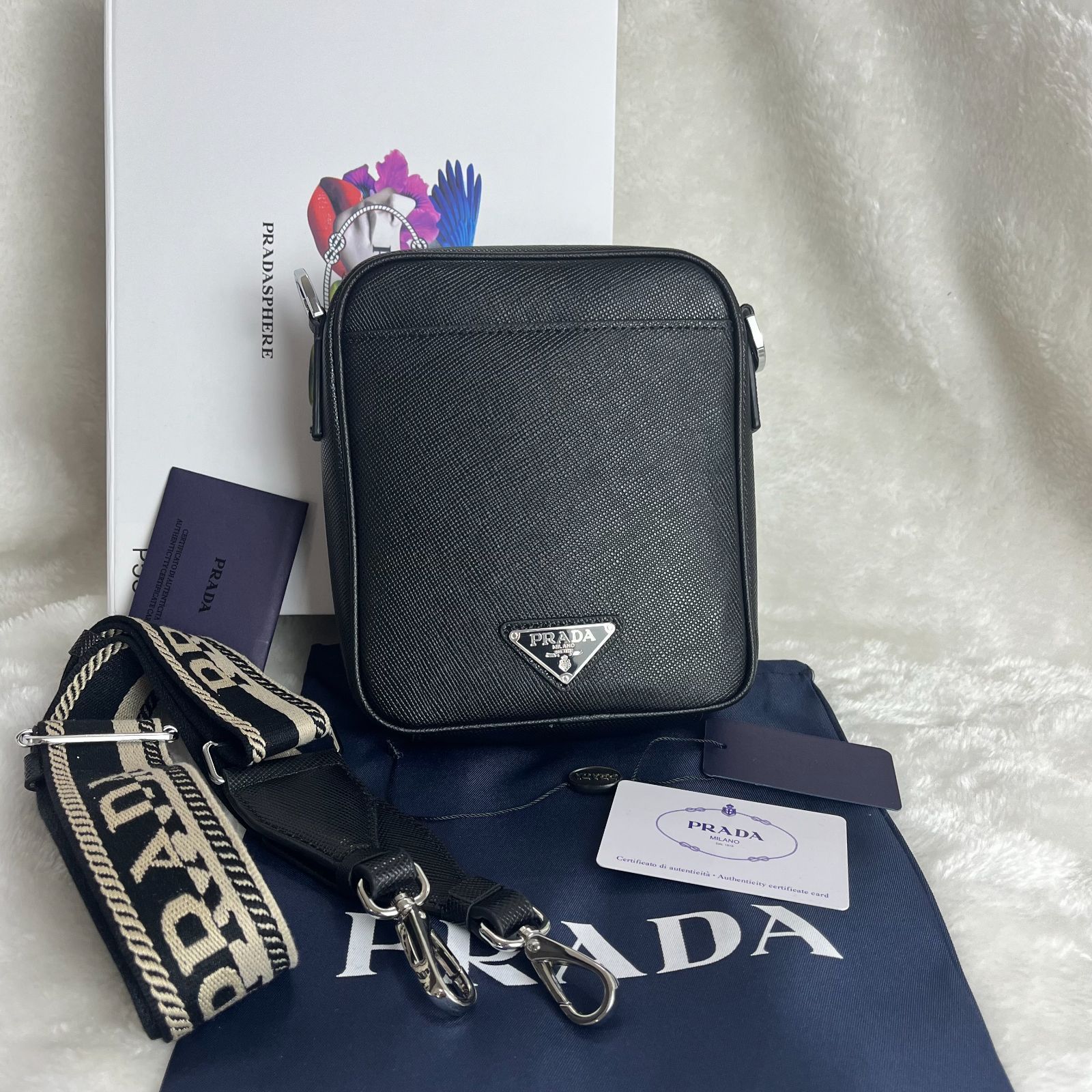 新品✨PRADA プラダ ショルダーバッグ レザー