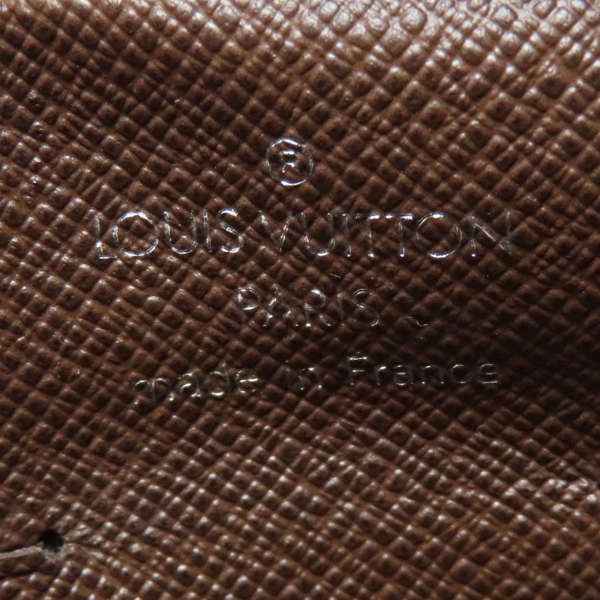 VUITTON