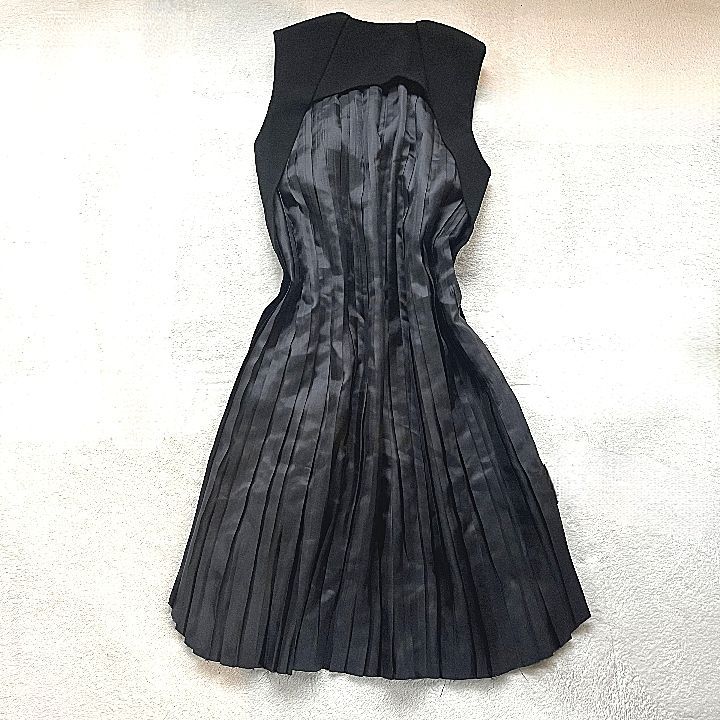 REKISAMI レキサミ ドッキング バックプリーツ ノースリーブワンピース  