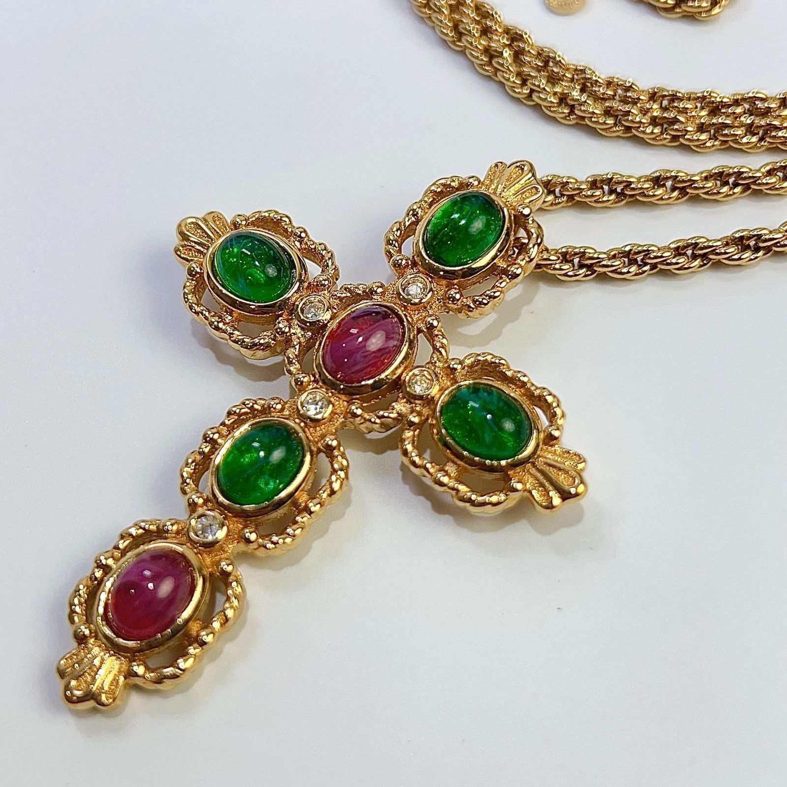 ディオール カラーストーン