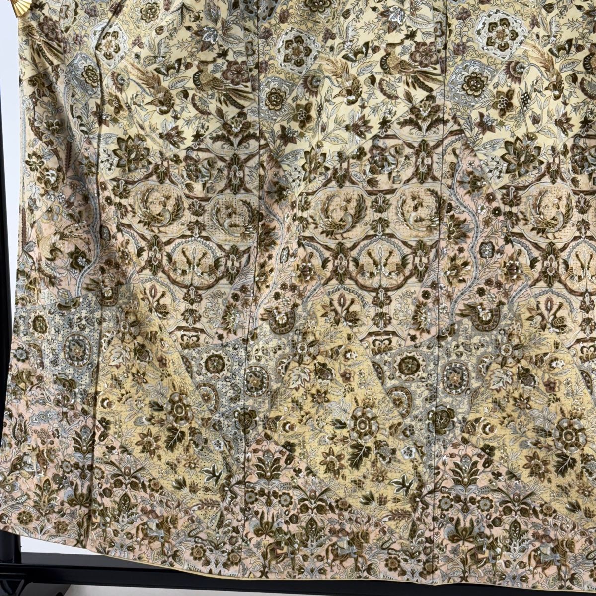 生命 訪問着 身丈156.5cm 裄丈64.5cm M 袷 花鳥 人物 刺繍 金糸 ベージュ 正絹