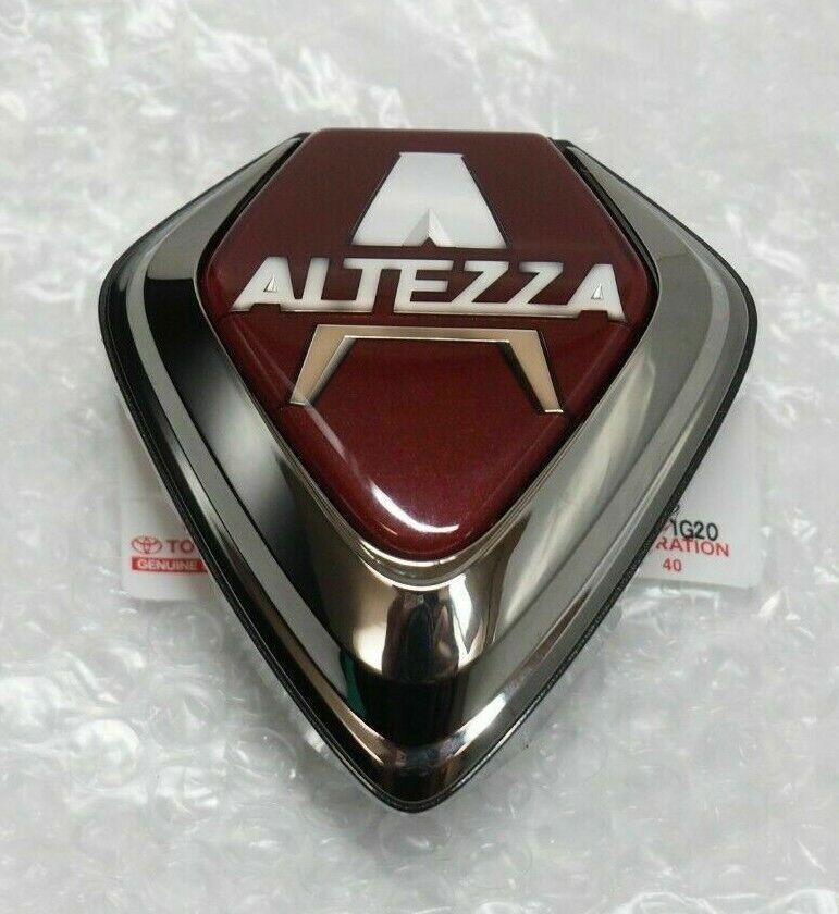 トヨタ　アルテッツァ ＡＬＴＥＺＺＡ　リヤエンブレム トヨタ 純正部品 未使用 アルテッツァ リヤ エンブレム ラドアネーム
