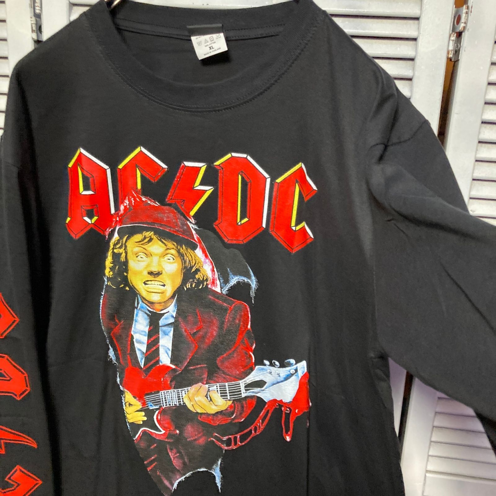 エーシーディーシー ACDC 黒 長袖 Tシャツ ロンT バンド ロングスリーブ デザイン 袖 両面 プリント 派手 奇抜 古着 ビンテージ vintage ロック パンク メタル ヒップホップ ラッパー アーティスト 7部袖 カットソー 