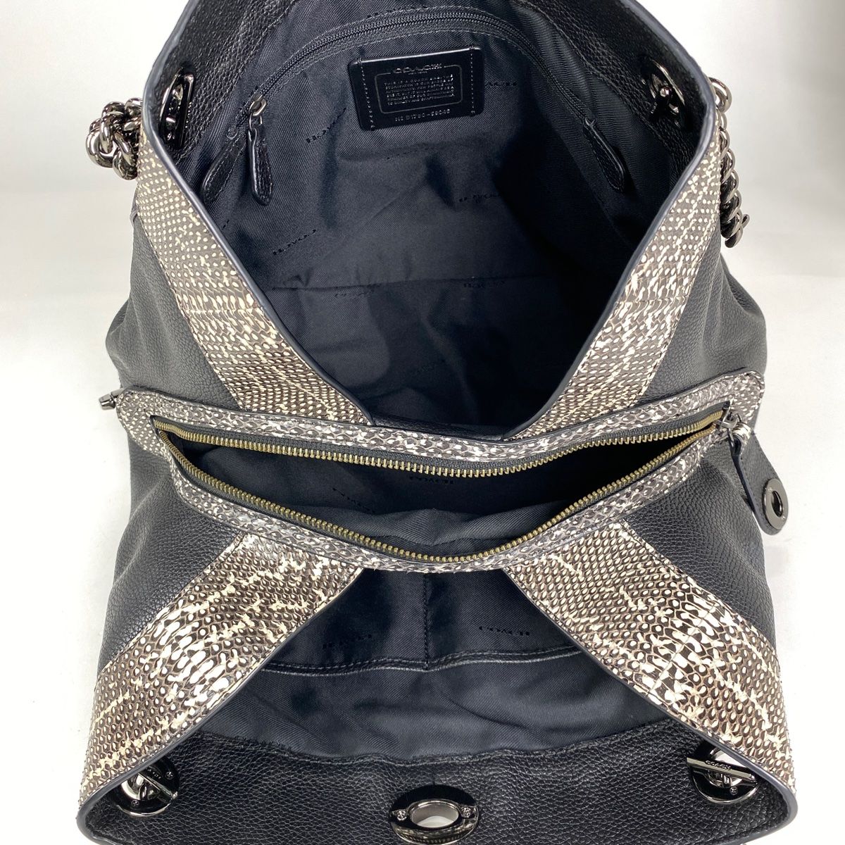 コーチ COACH ロゴ ショルダーバッグ パイソン柄 型押し ターンロック 