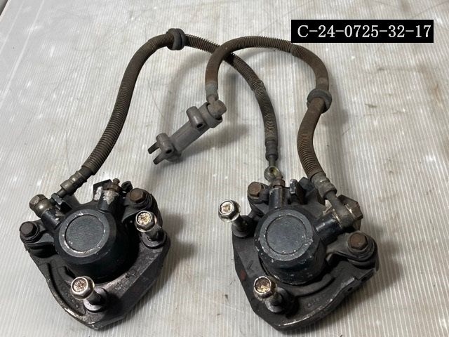 KAWASAKI  KAWASAKI Z500 KZ500B フロントブレーキキャリパー カワサキ 当時物 (C-24-0725-32-17) カワサキ KAWASAKI Z500 KZ500B フロントブレーキキャリパー カワサキ 当時物 (C