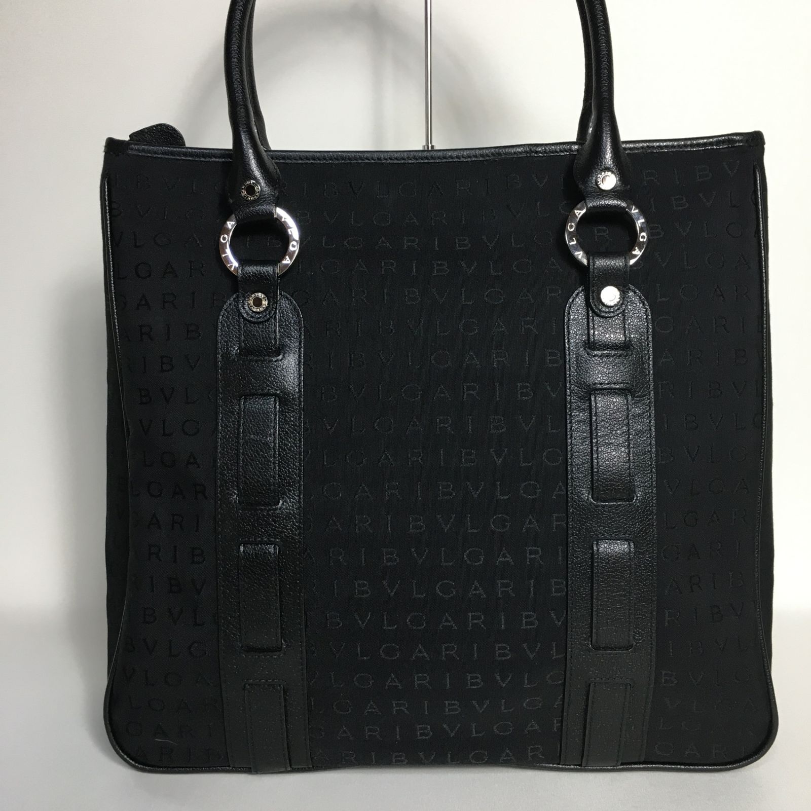 2505-35｜美品｜ブルガリ トートバッグ ブラック ロゴマニア 2505-35｜美品｜ブルガリ トートバッグ ブラック ロゴマニア