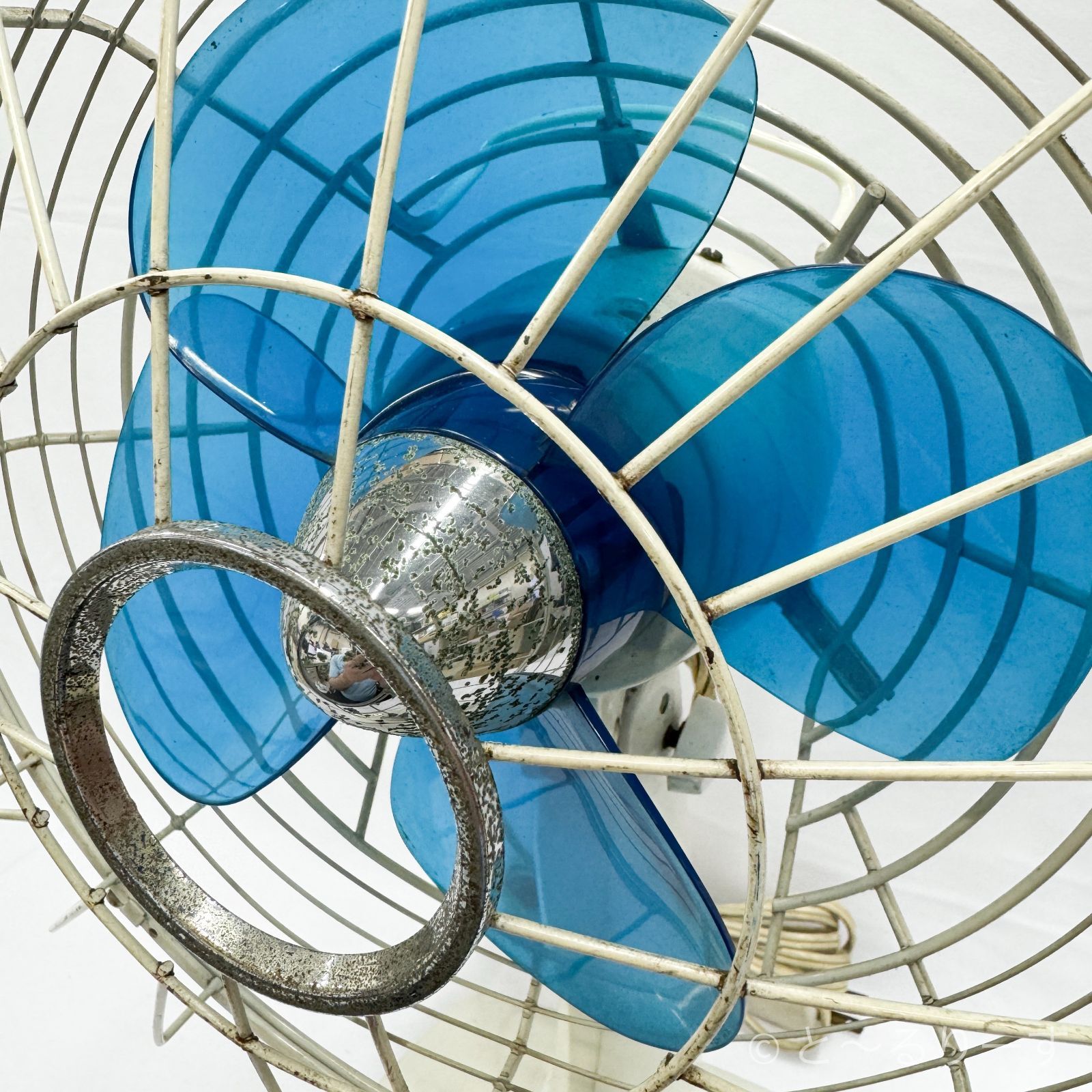 東芝製　アンティーク　超レトロ扇風機　昭和レトロ　サーキュレーター 昭和レトロな東芝の鉄羽扇風機 - [Sold Out]過去の販売商品