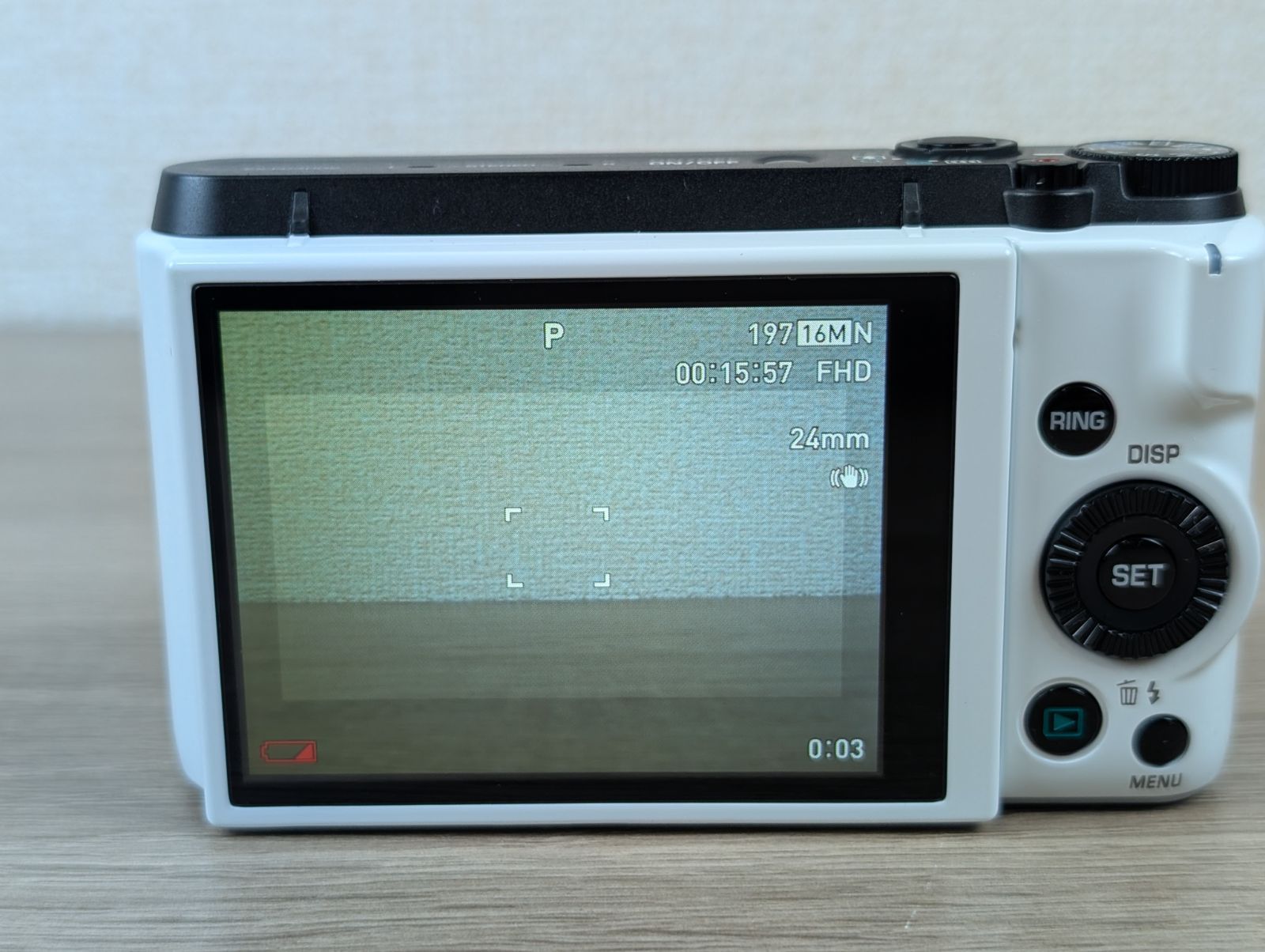  CASIO EXILIM EX-FC 300 S スポーツ ゴルフ撮影に最適なデジカメ コンパクトデジタルカメラ デジタルカメラ