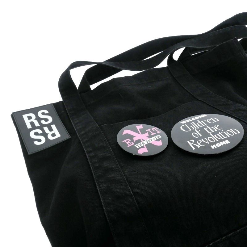 ハミダシクリエイティブ クラファン アクリルパネル& 資料集&絵コンテ