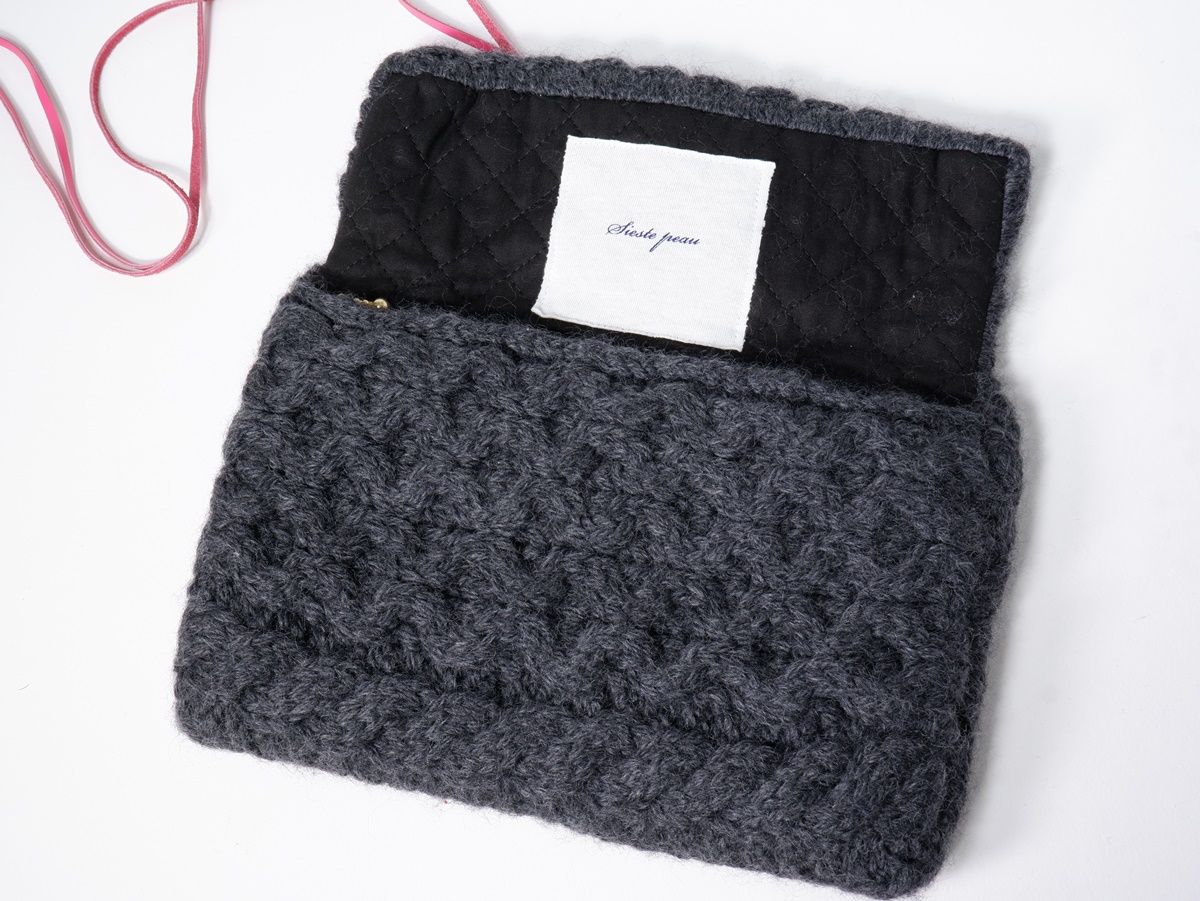Sieste peau ニットクラッチバッグ シェルポーチ sieste peauシエスタポー ロンハーマン購入ニット クラッチ