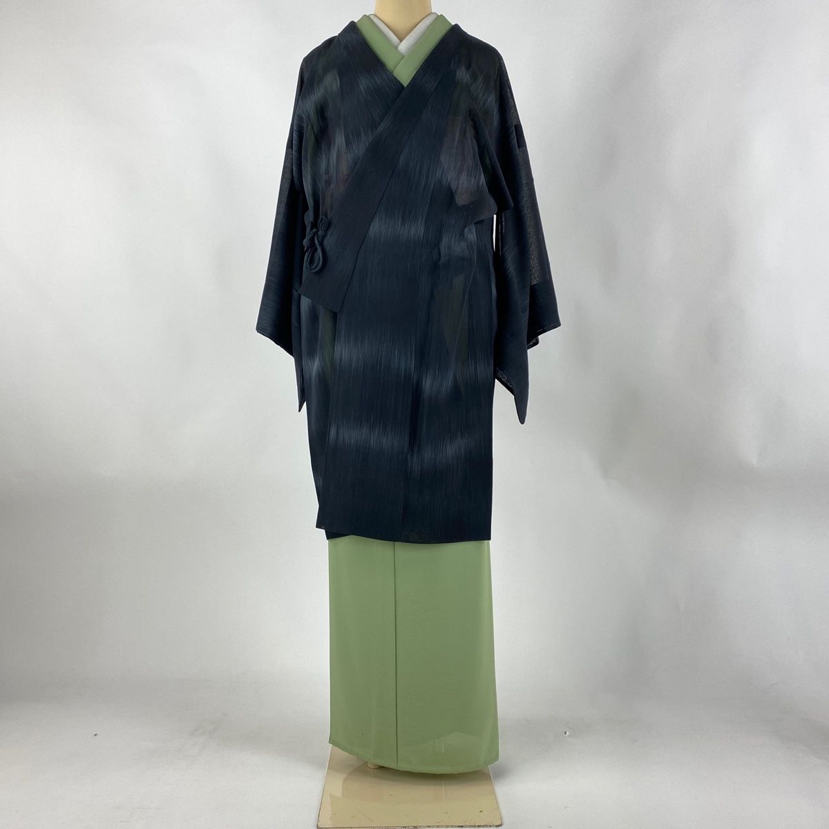 道中着 身丈99cm 裄丈68cm L 和装コート 着物衿 ぼかし柄 墨色 正絹  
