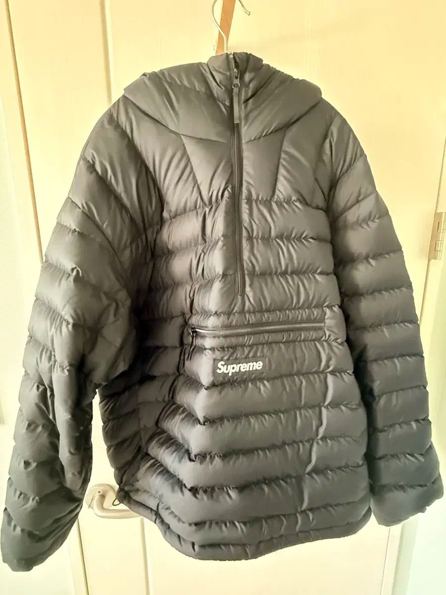 Supreme シュプリーム ハーフジップアップ 軽量ダウン