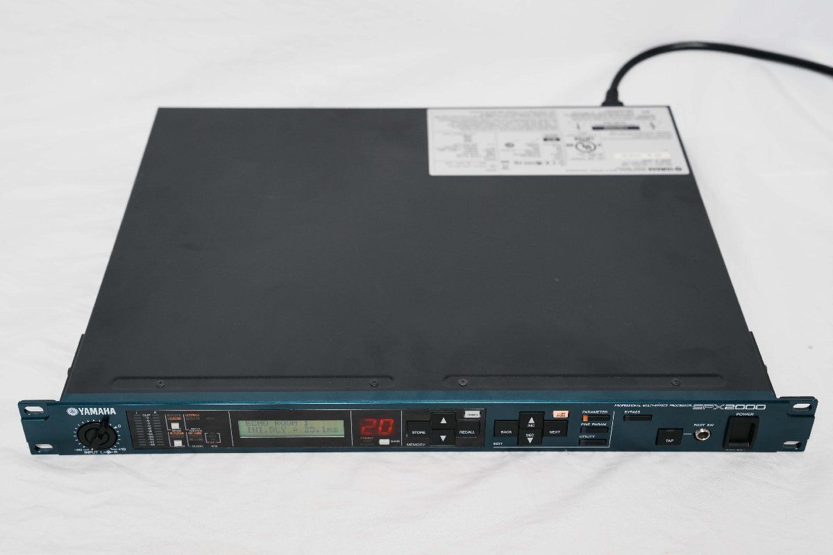 YAMAHA SPX2000