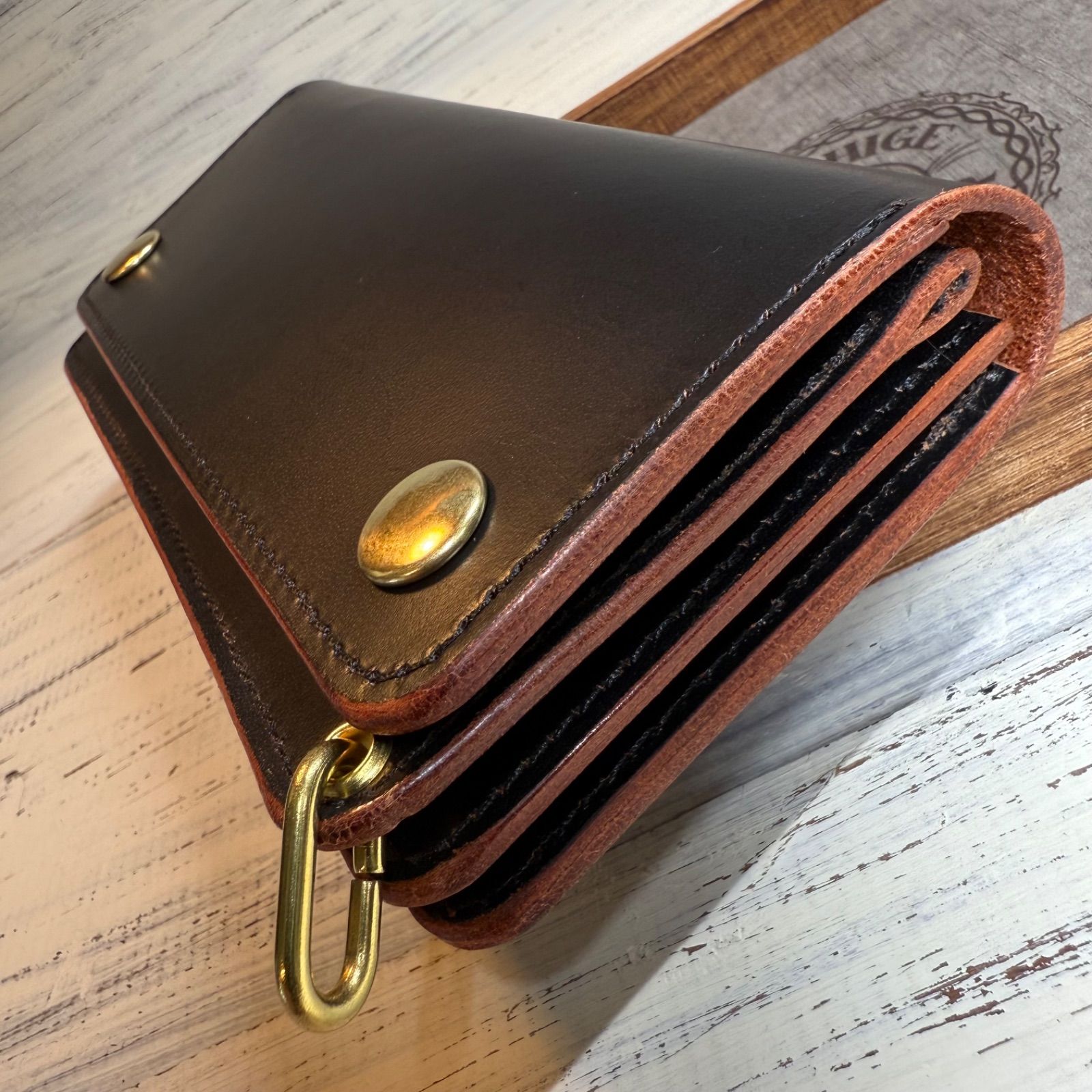 トラッカーウォレット ロング3層】クロムエクセル universal ゴールド