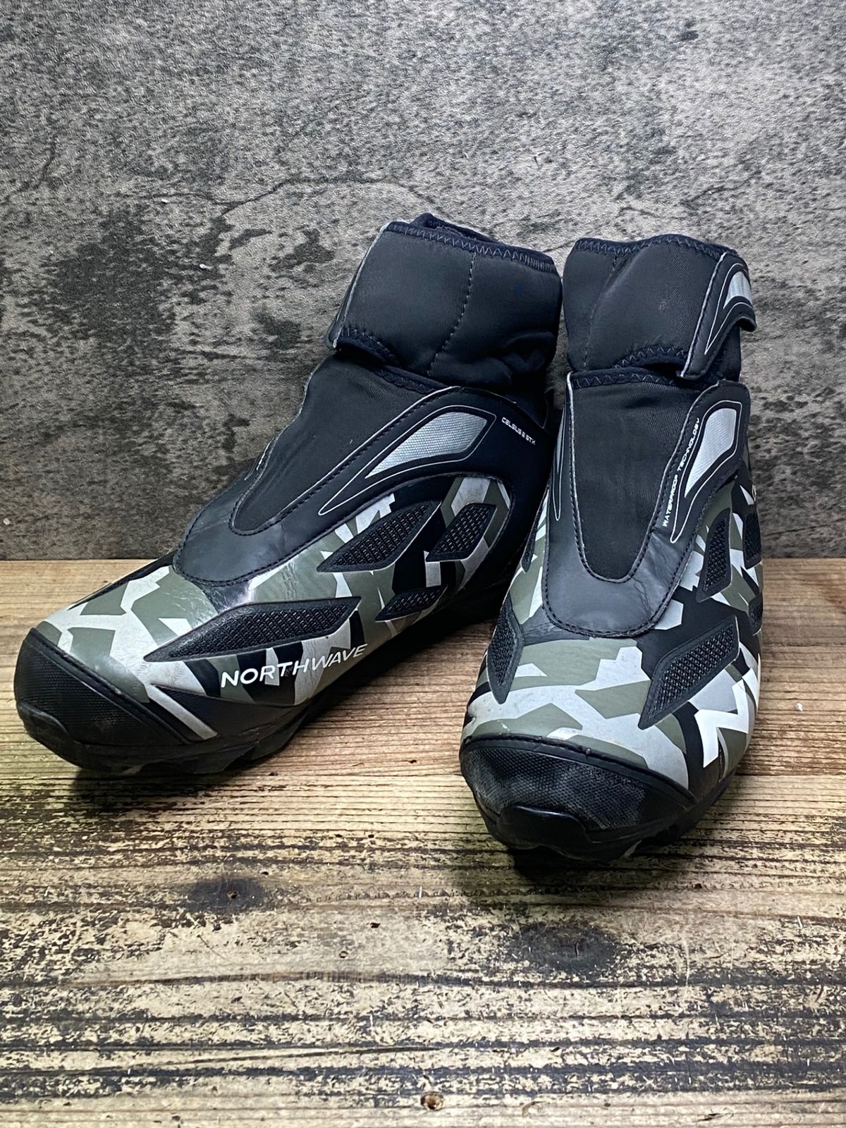 JK618 ノースウェーブ NORTHWAVE CELSIUS 2 GTX ビンディングシューズ 2穴 EU44 黒