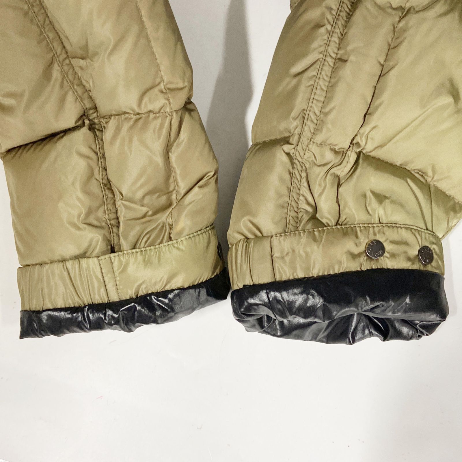 MONCLER モンクレール ダウンジャケット サイズ3 ベージュ 