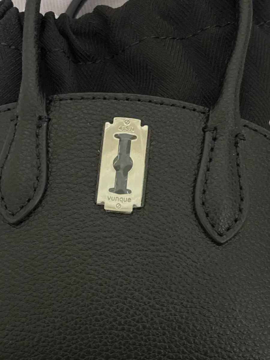 vunque トーク ハーミット ミニバック