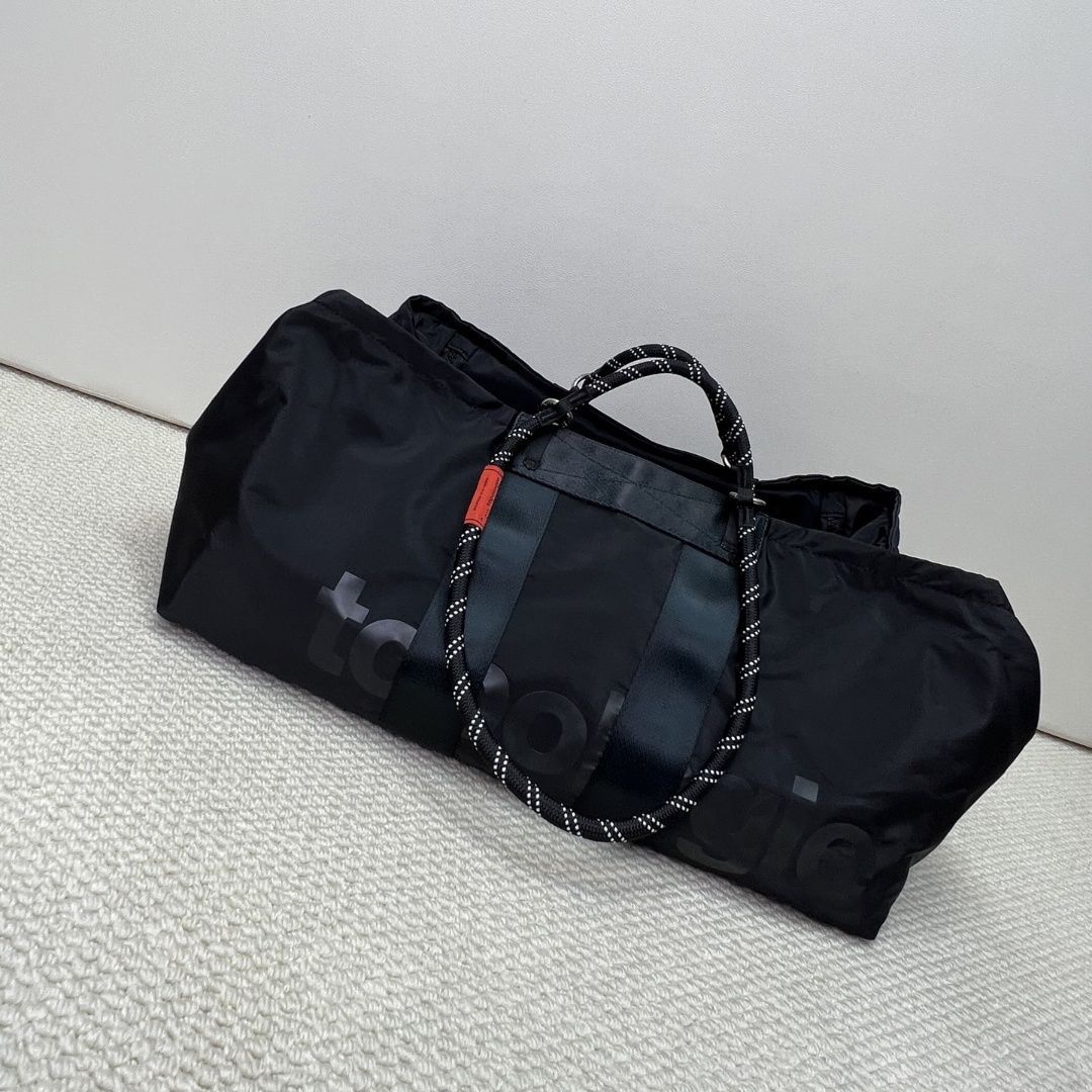 新品 Topologie トート兼ダッフル Summit Large ブラック Summit