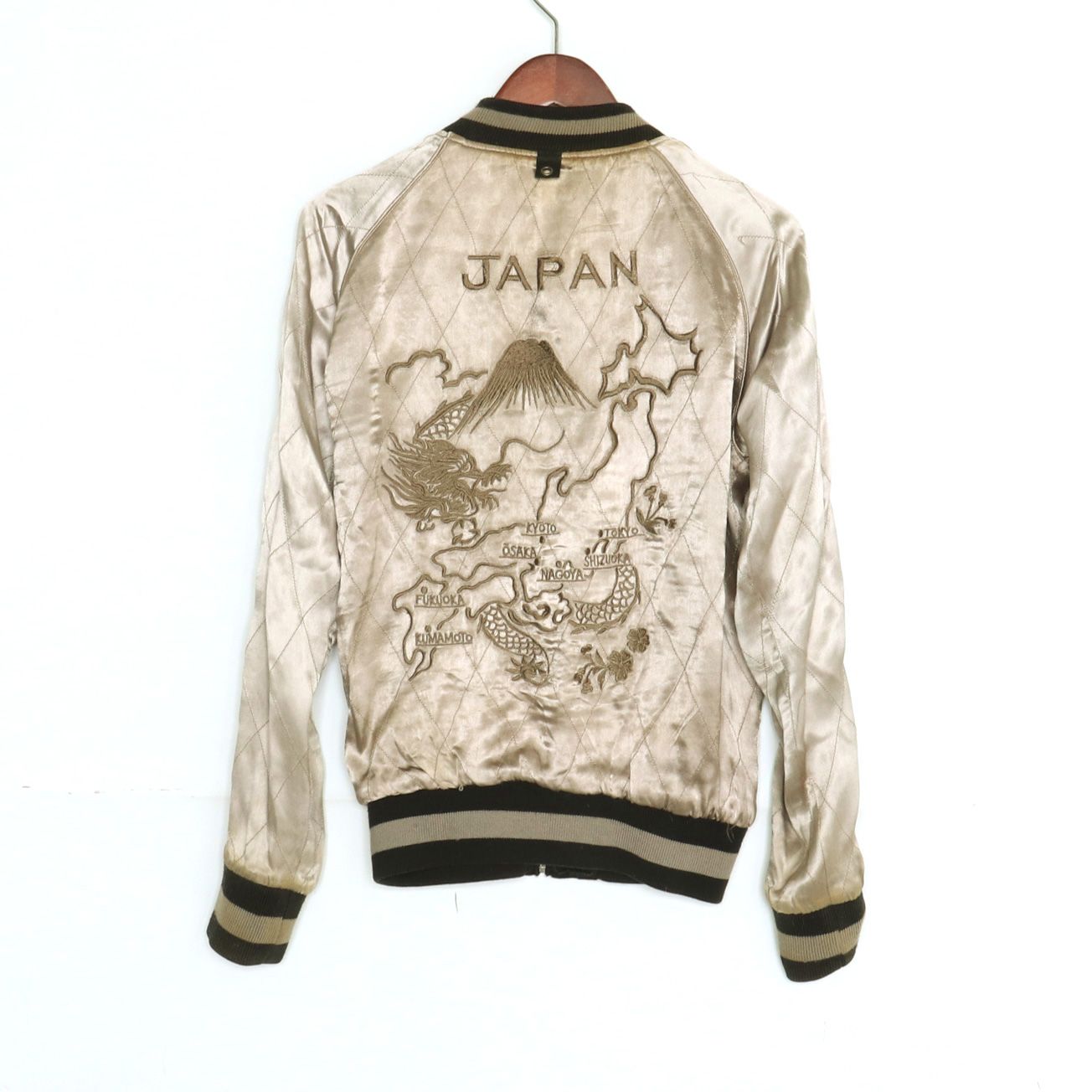 WJK 刺繍 リバーシブル スカジャン WJK 刺繍 リバーシブル スカジャン - メルカリ