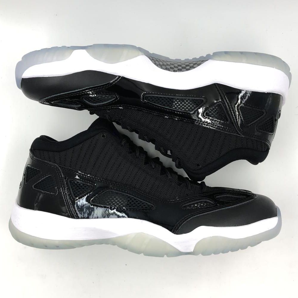 AIR JORDAN
