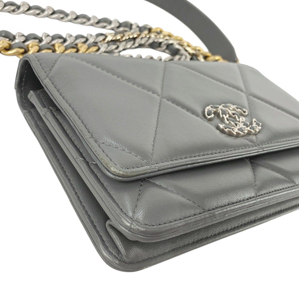 ■美品■　シャネル 19 チェーンウォレット ショルダーウォレット マトラッセ ココ ラム レザー グレー AP0957 箱 【421624】7 □美品□ シャネル 19 チェーンウォレット ショルダーウォレット