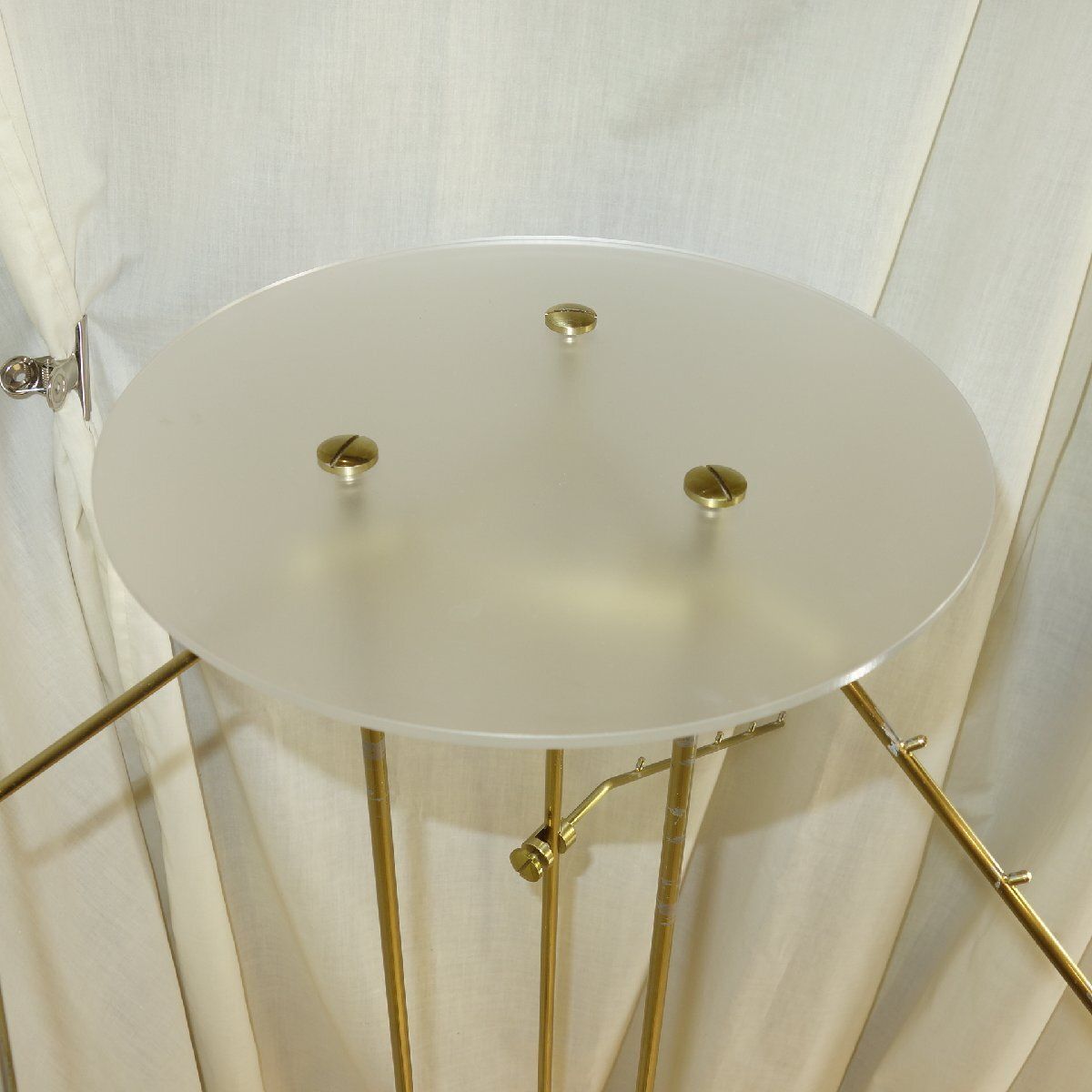 斜め掛け ハンガーラック ゴールド アンティーク調 高さ調整 アパレル 雑貨店舗 什器 M229 MARWIL-DEMENAGEMENTS_CH