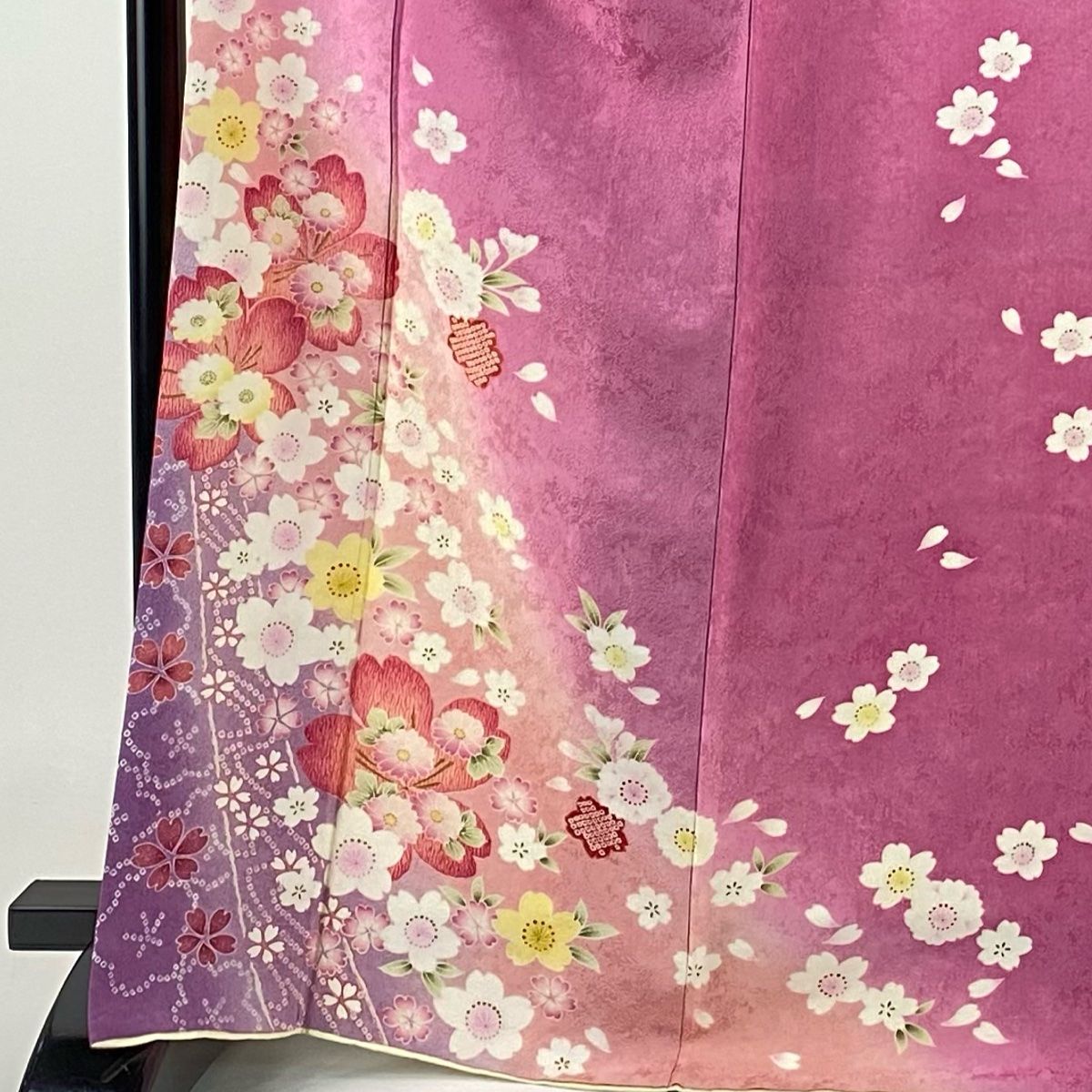 振袖 身丈169cm 裄丈69.5cm L 袷 桜 菊 金彩 ぼかし ピンク 正絹