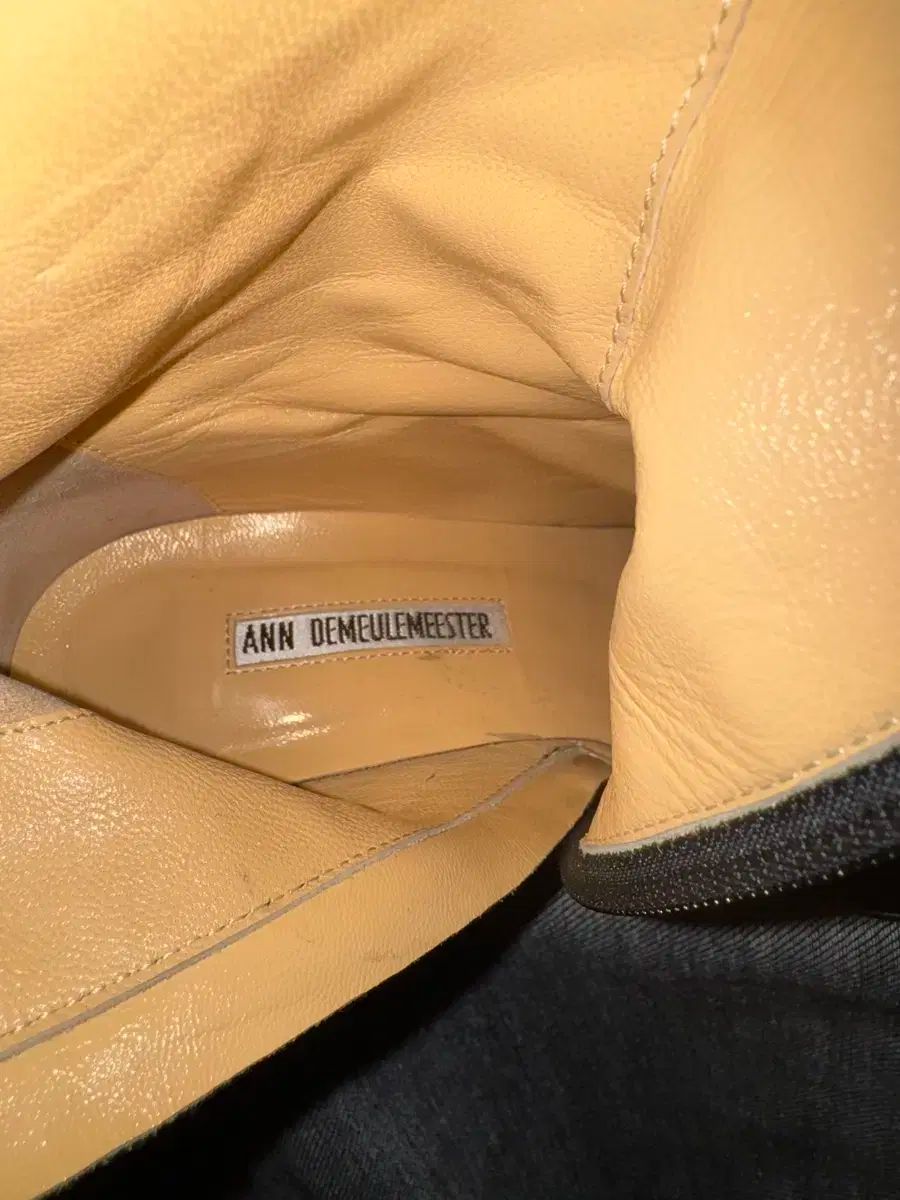 スエード パンプス