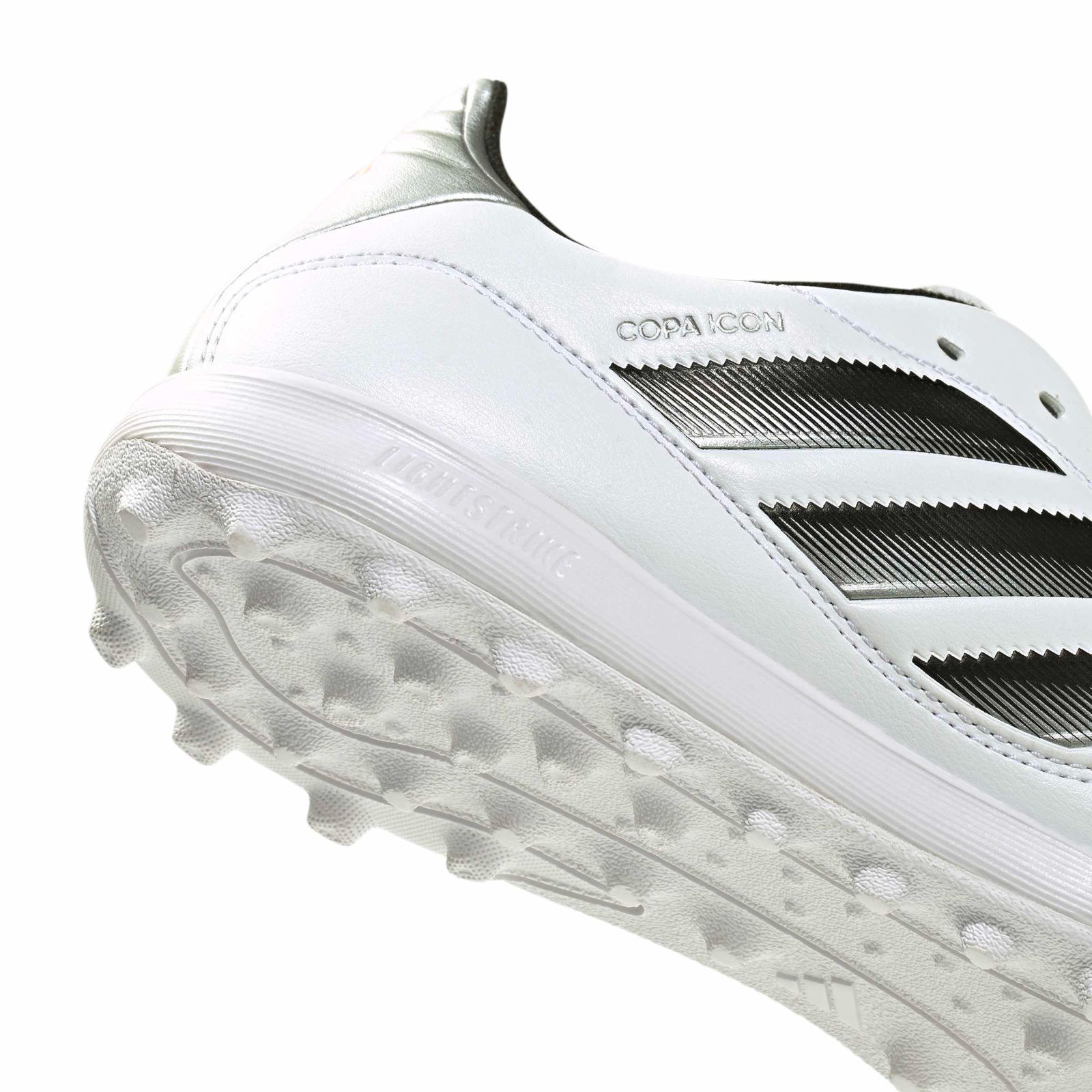 LEAGUE TFフットサルシューズ