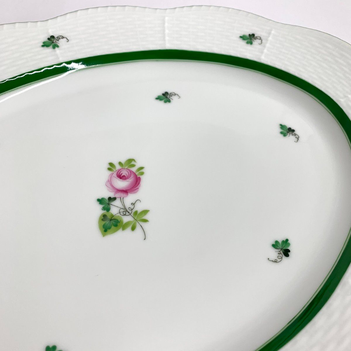 ヘレンド HREND オーバルプレート Herend ヘレンド オーバルプレート ウィーンの薔薇 ホワイト