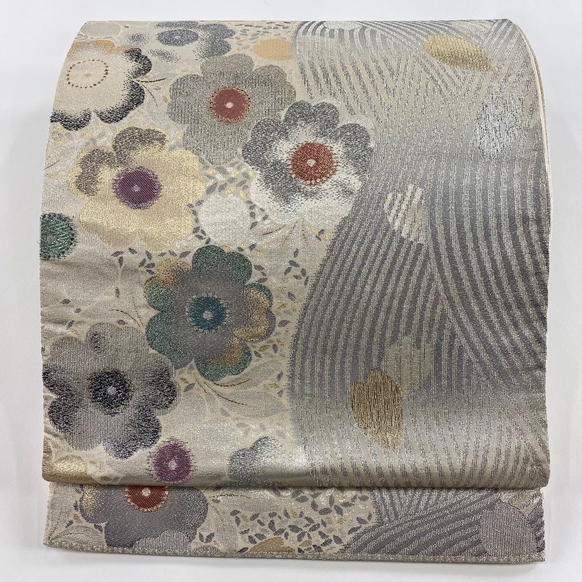 袋帯 秀品 関西仕立て 桜 波 金銀糸 箔 ベージュ 六通 正絹