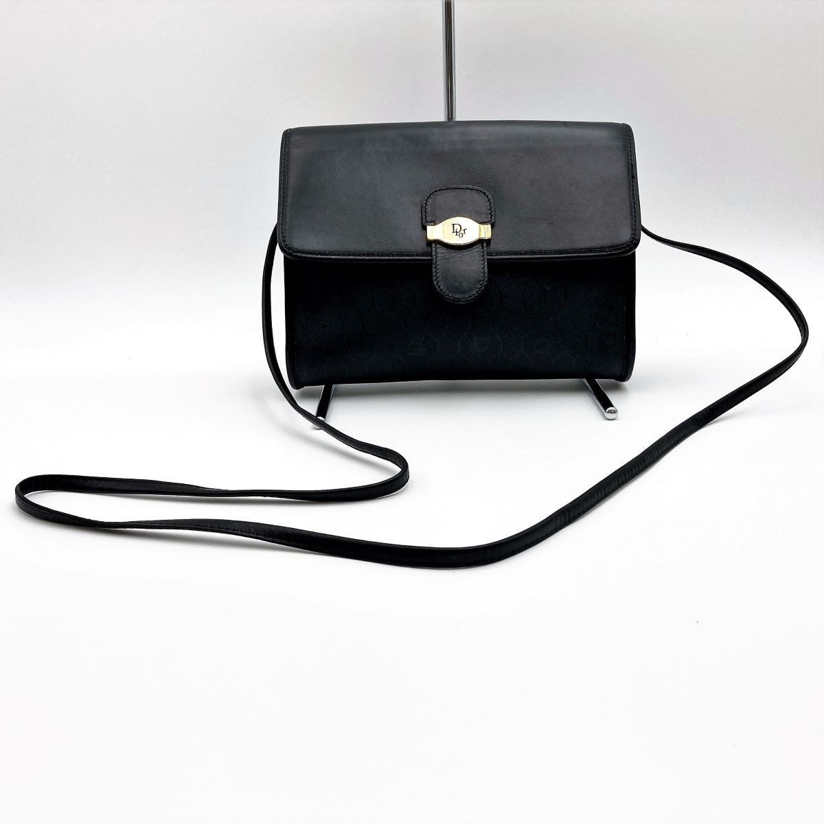 美品 Christian Dior クリスチャンディオール ハニカム柄 ショルダーバッグ 斜め掛け バッグ ブラック 黒 レザー×PVC レディース USED
