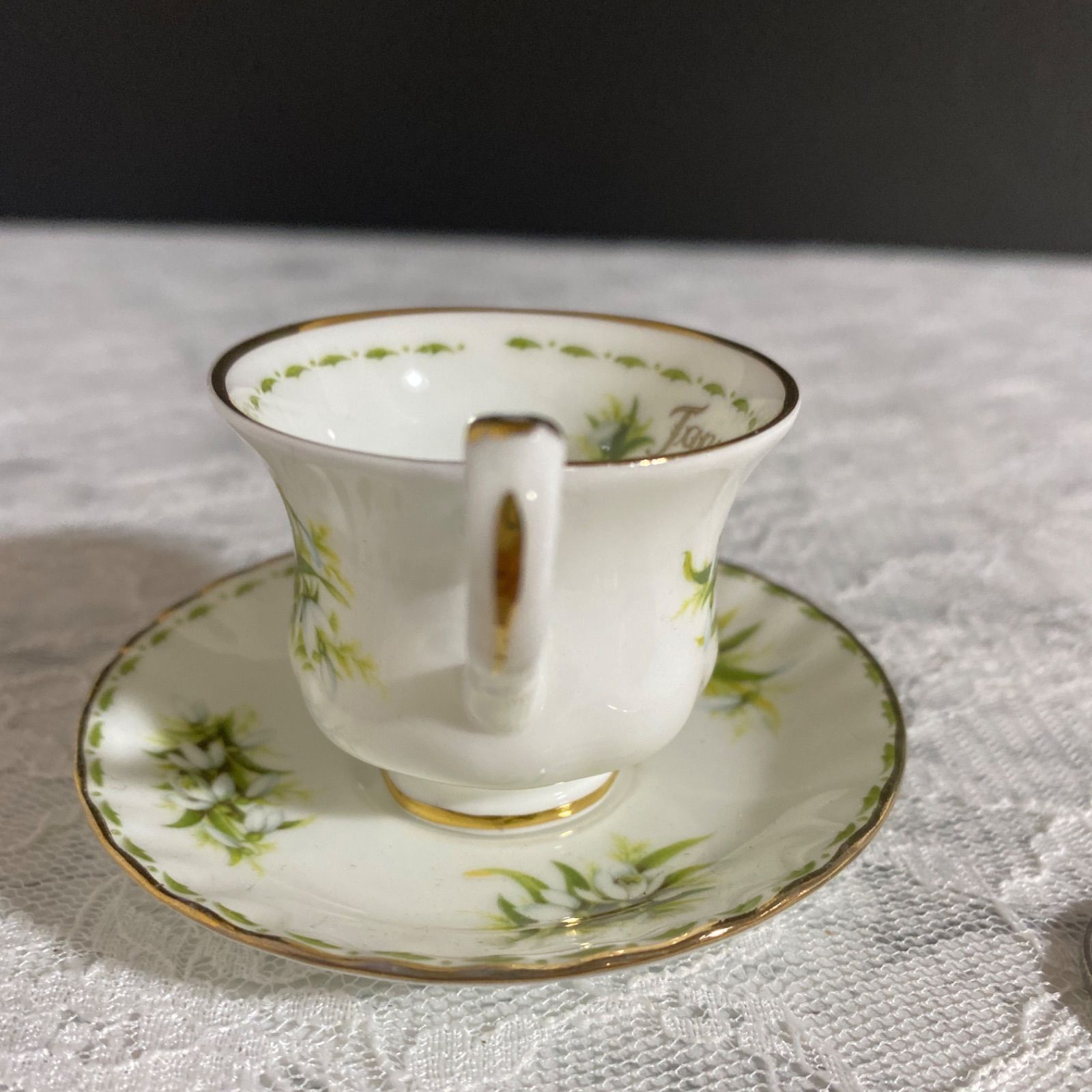 ロイヤルアルバートフラワーオブザマンス ミニチュア カップ ソーサー