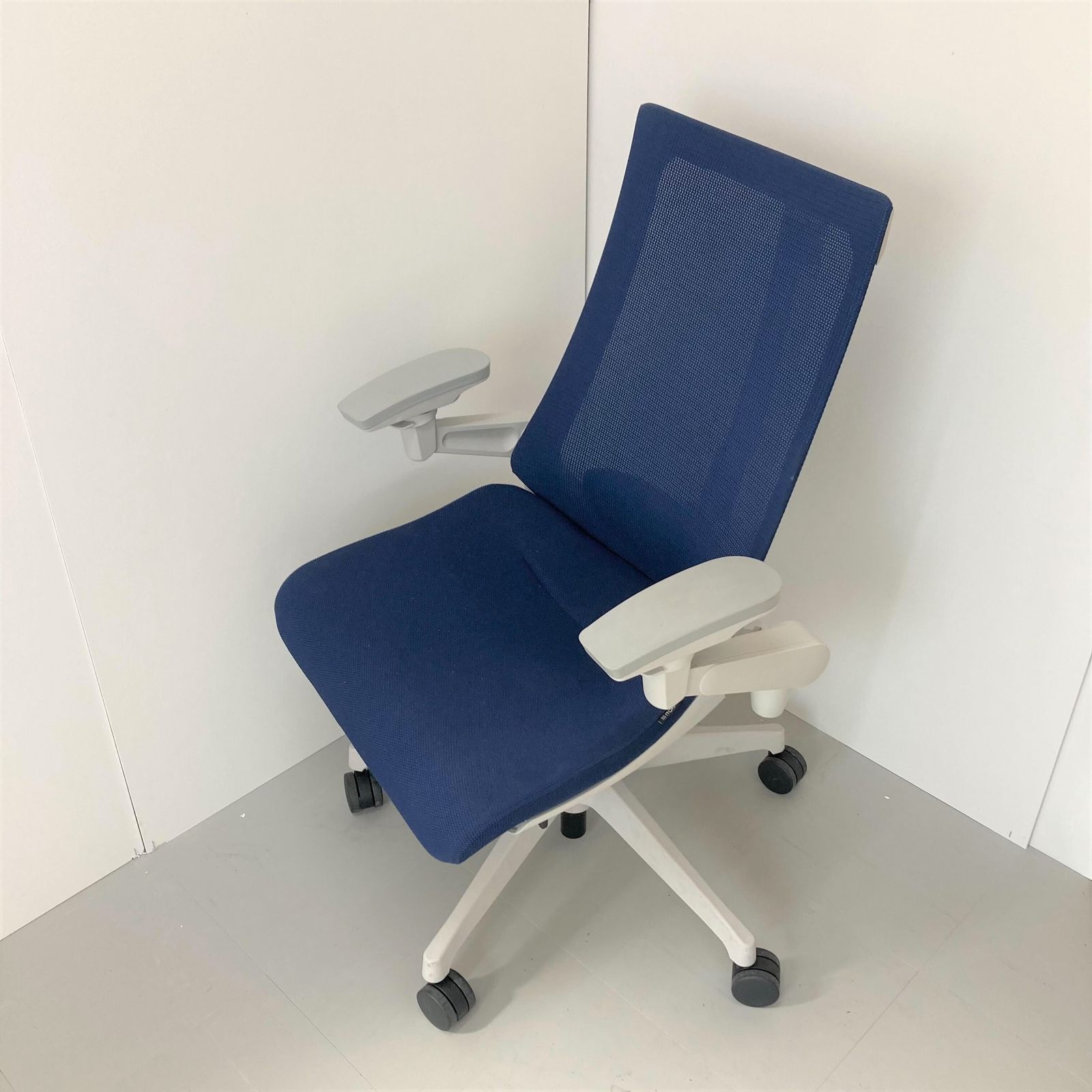 【中古 A(中古品)】Act(アクトチェア) KG-457JV-GNB2