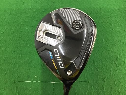 Qi10 5w 4u セット　美品 24060155-1.jpg