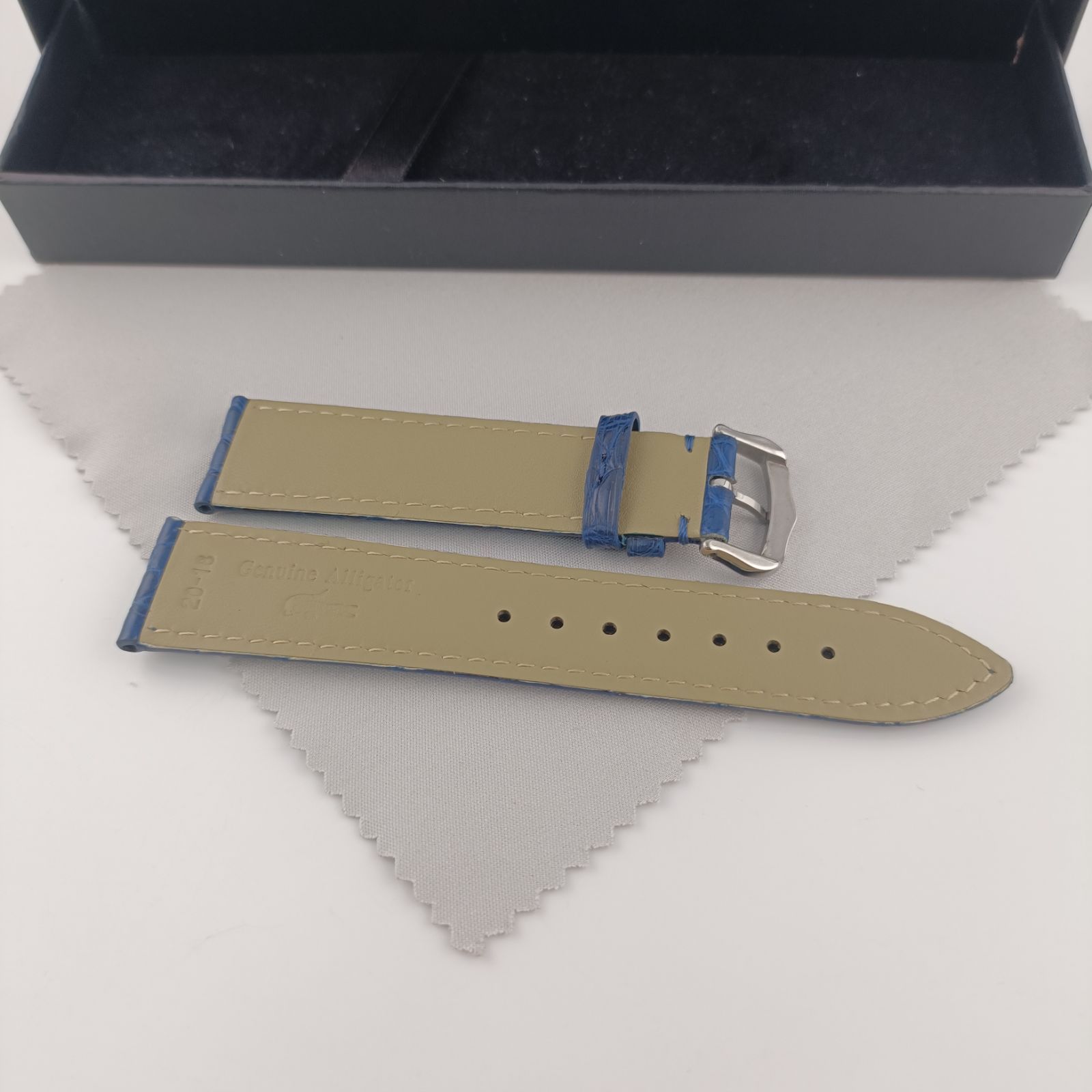 カルティエ 時計ベルト アリゲーターストラップ カルティエタンク用