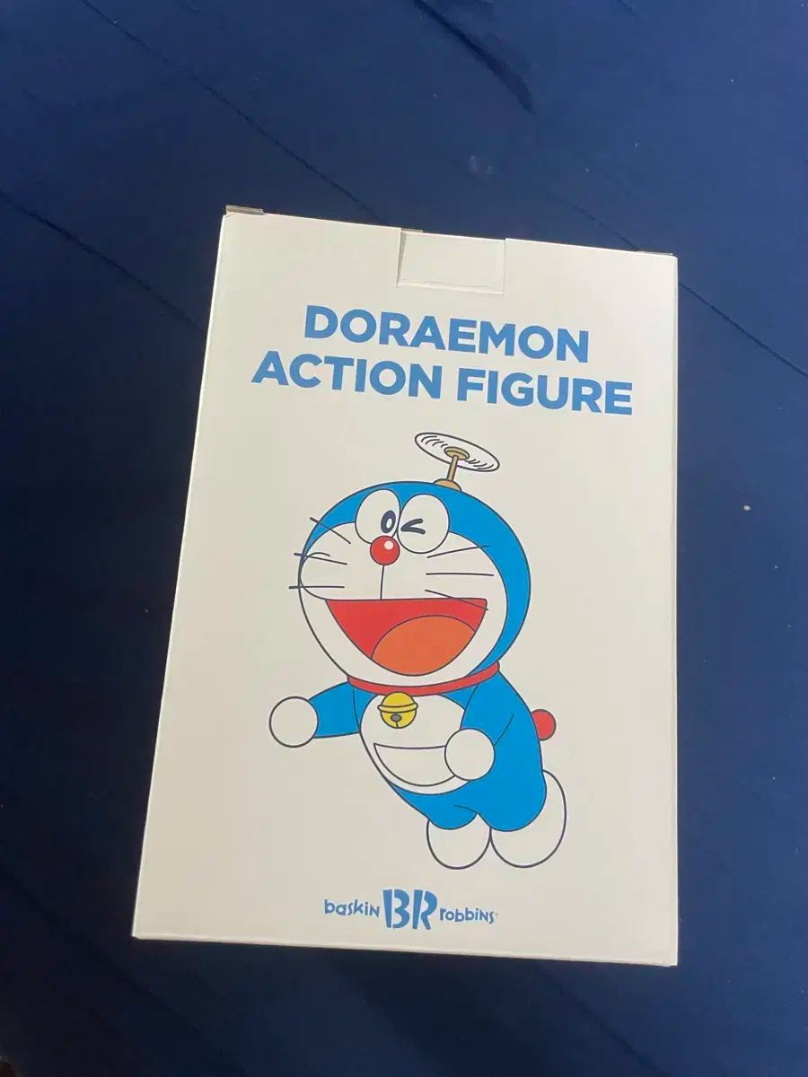 アクション フィギュア