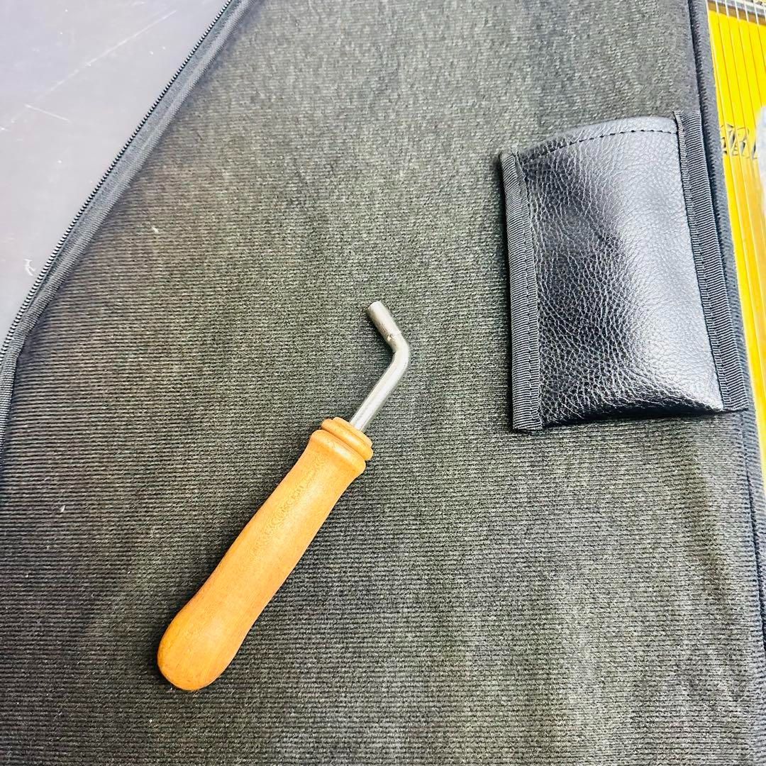 ハードケース付き ブラントン