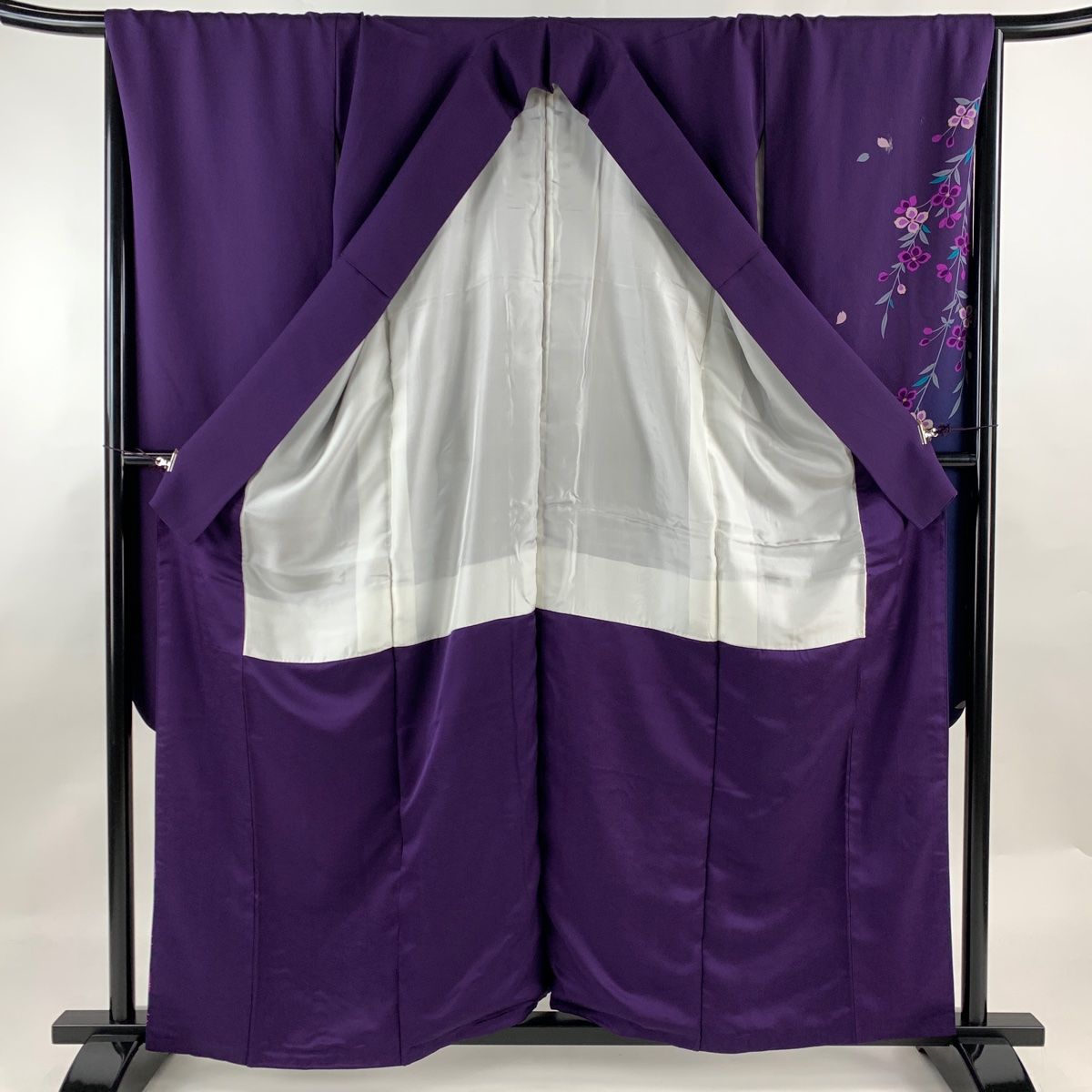 振袖 身丈159.5cm 裄丈67.5cm L 袷 百合 桜 金彩 紫 正絹 秀品 【中古 