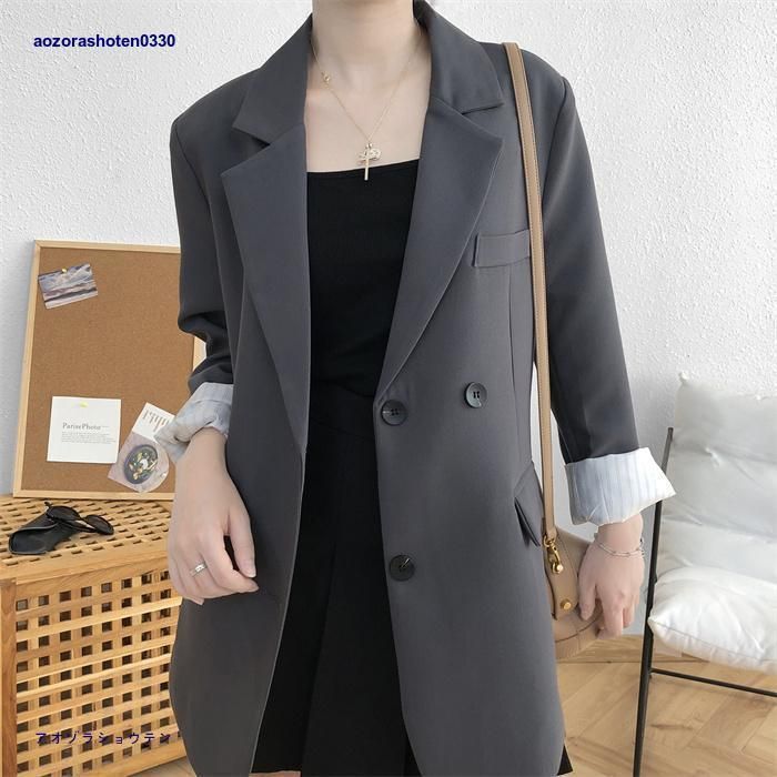 女性