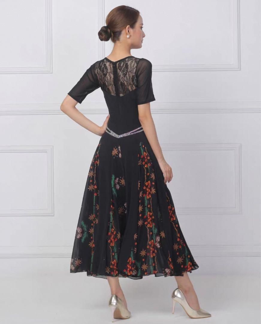 花柄✦スタンダードドレス♪ワンピース練習着☆発表会、デモ、ダンスパーティにも 花柄スタンダードワンピース✦ダンスパーティーにも最適✦練習着