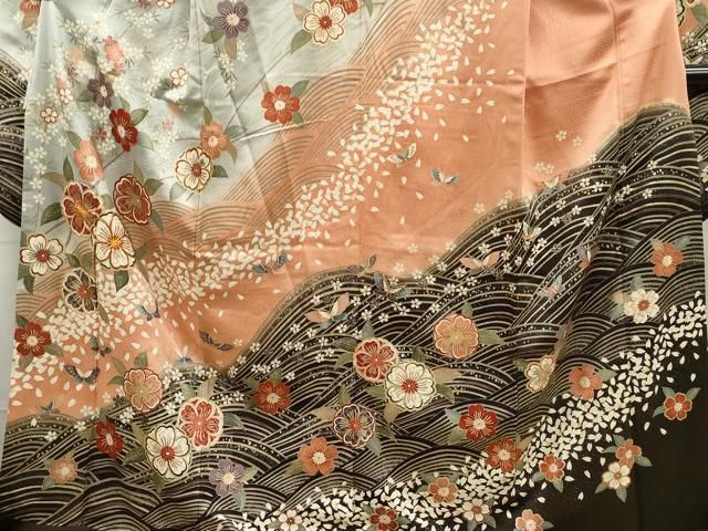 振袖 正絹 豪華絢爛 桜に舞う蝶 金駒刺繍 下り藤 広衿 袷 着物 翼-294 振袖 正絹 豪華絢爛 桜に舞う蝶 金駒刺繍 下り藤 広衿 袷 着物