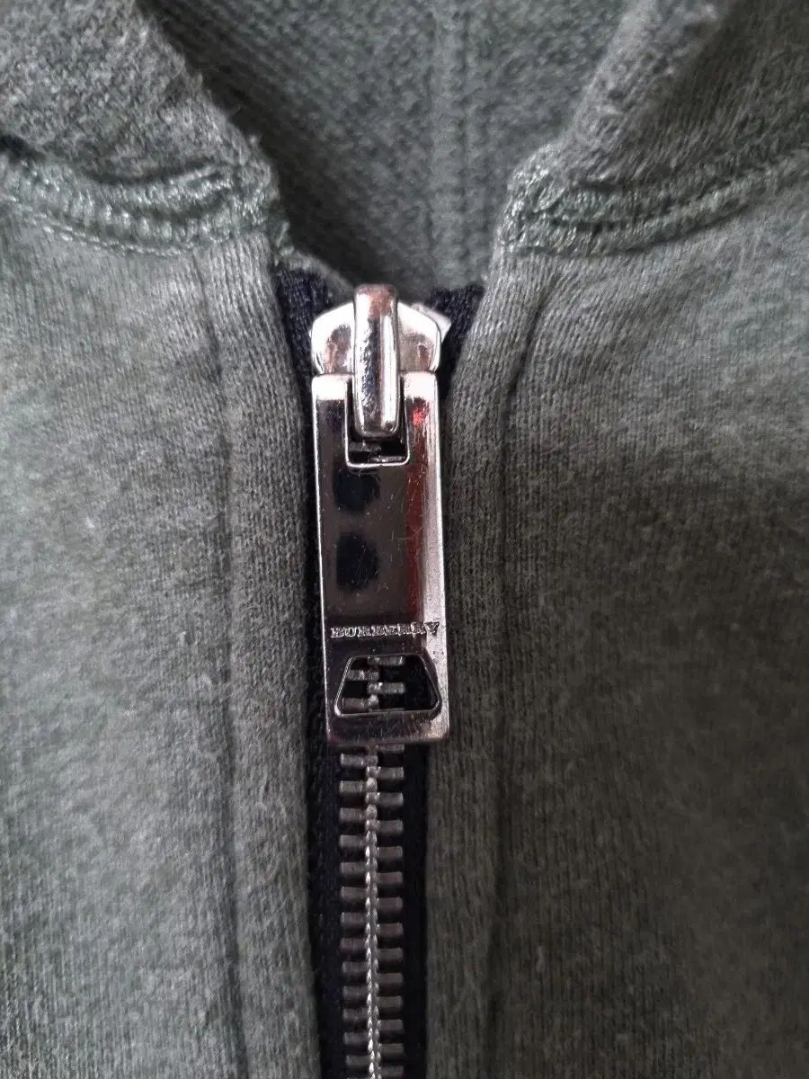 正規品 Burberry Kids バーバリーキッズ フード付き ジップアップパーカー STEELWINDOWSANDDOORS_COM