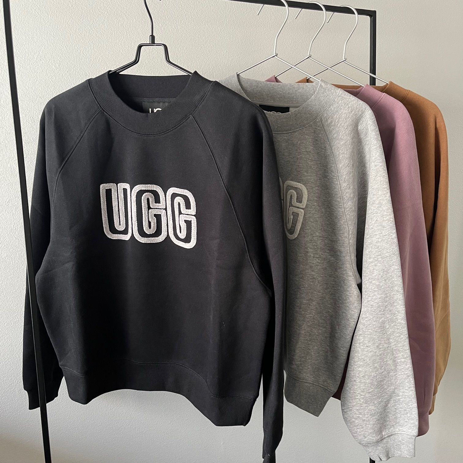 UGG