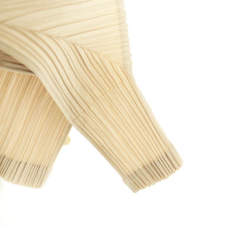 プリーツプリーズ PLEATS PLEASE イッセイミヤケ プリーツ変形
