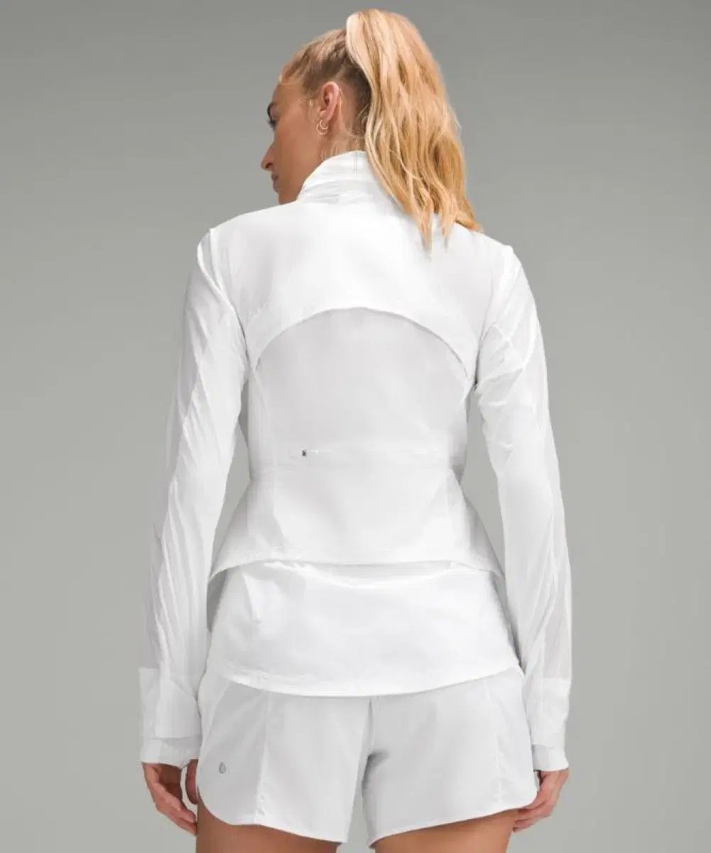 LAVAホットヨガウェア 破格値!パープルタンクトップと黒レギンスセットsサイズ LAVAホットヨガウェア 破格値!パープルタンクトップと黒レギンス