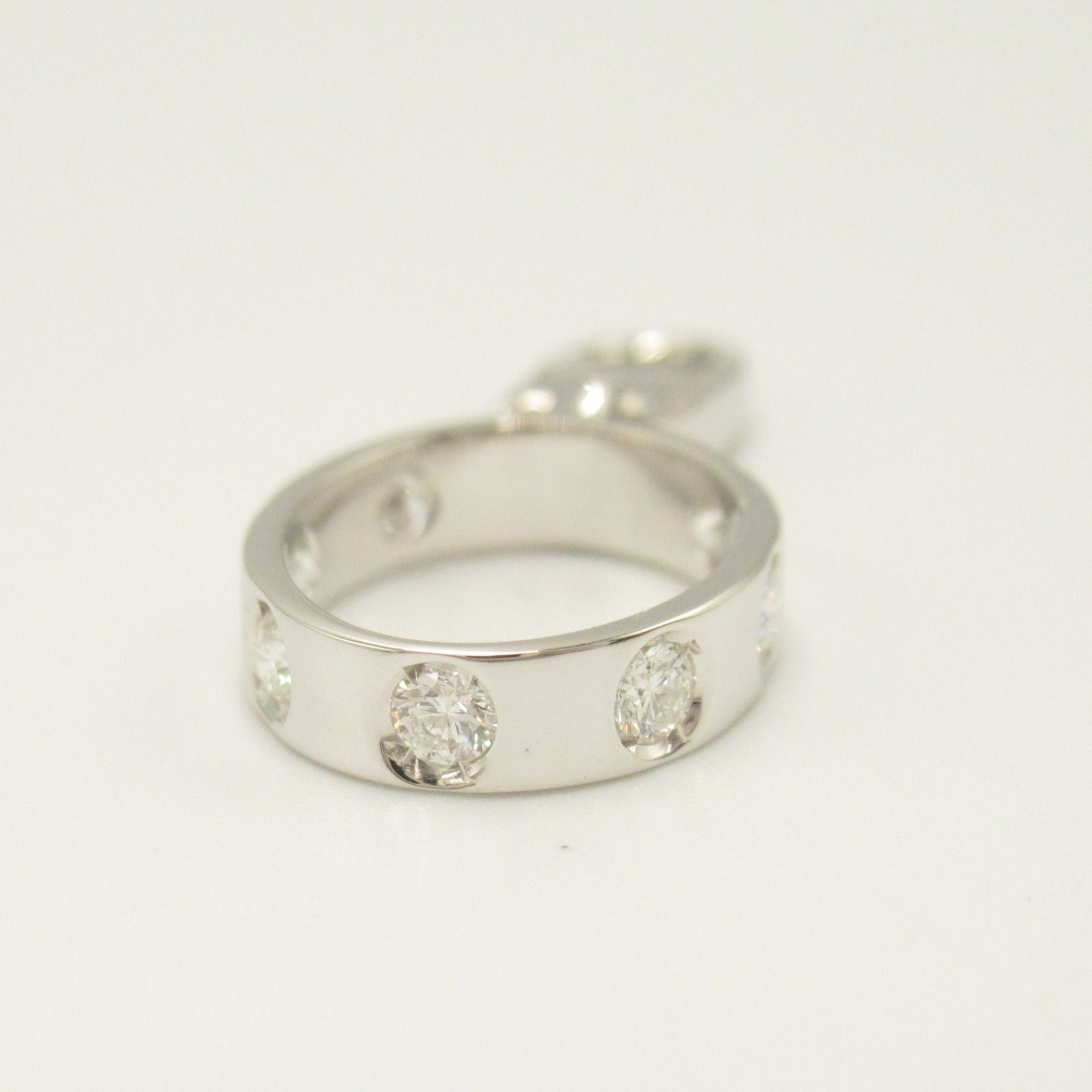 カルティエ ラブチャーム フルダイヤ ペンダントトップ - メルカリ